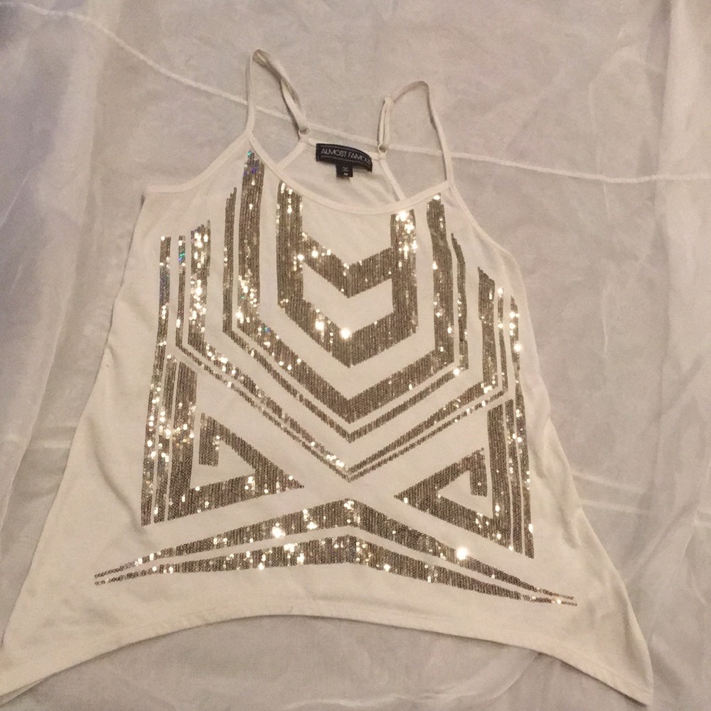 Sequin tank